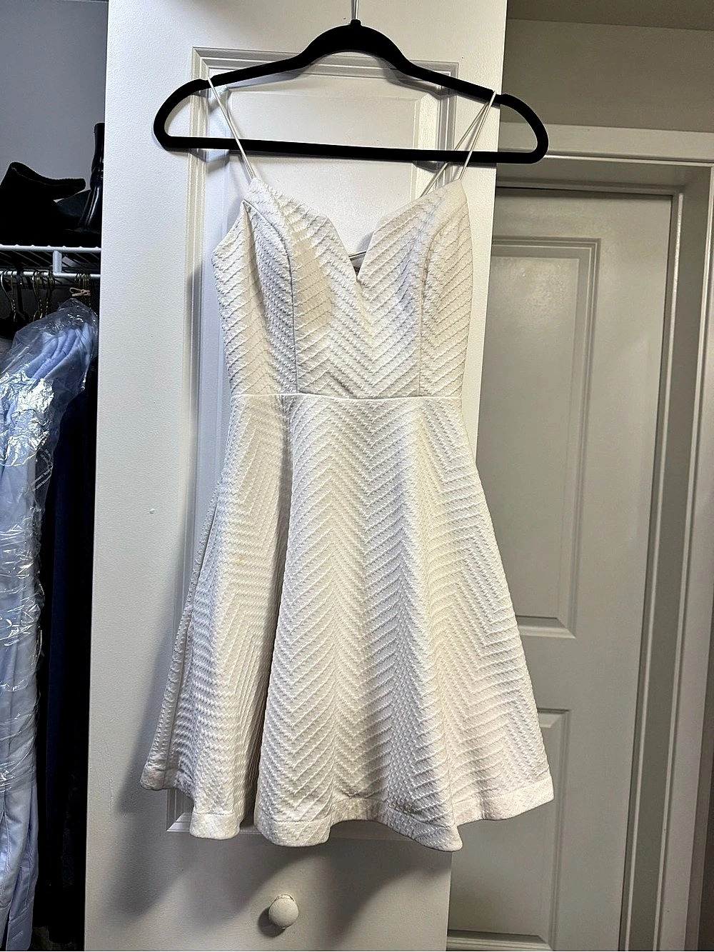 City Studio White Mini Dress Size 3 Like New
